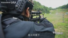 【军武零距离 4KHDR 官方增强版】魔鬼训练完整版来啦 杰哥体验反恐训练新装备1.mp4_20230711_175134094.jpg