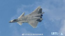 J-20 (5th Generation Jet) 013.jpg