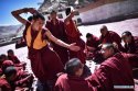 Labu-monastery,Yushu-prefecture,Qinghai.(2).monks-debate.jpg