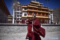 Labu-monastery,Yushu-prefecture,Qinghai.(9).monks-debate.jpg