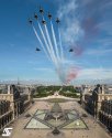 USAF Thunderbirds with 2  F-22 (2) - Copie.jpg